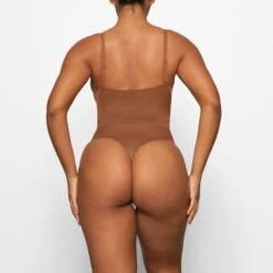 BARELY THERE SCOOP BODYSUIT | BRONZE 10 BARELY THERE SCOOP BODYSUIT | BRONZE -Underwear Specialty Shop SKIMS BODYSUIT BD THG 3141 DA BRZ 0013 BK