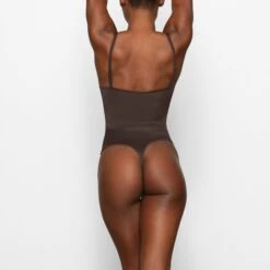 BARELY THERE SCOOP BODYSUIT | ESPRESSO -Underwear Specialty Shop SKIMS BODYSUIT BD THG 3141 DB ESP 0013 BK