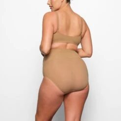 FITS EVERYBODY MATERNITY NURSING SCOOP BRALETTE | OCHRE -Underwear Specialty Shop SKIMS BRA BR SCP 2601 CH OCH 0016 BK fb596e3d 739f 4129 91f0 f867291e8e03