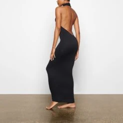 SMOOTH LOUNGE LOW BACK HALTER DRESS | ONYX -Underwear Specialty Shop SKIMS LOUNGEWEAR AP DRS 2042 TD ONX 0010 SD