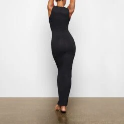 SMOOTH LOUNGE CREW NECK SLEEVELESS DRESS | ONYX -Underwear Specialty Shop SKIMS LOUNGEWEAR AP DRS 2044 TD ONX 0015 BK