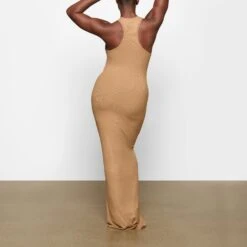 SOFT LOUNGE SHIMMER RACERBACK DRESS | CAMEL -Underwear Specialty Shop SKIMS LOUNGEWEAR AP DRS 2119 XC CMF 0013 BK