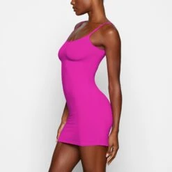 FITS EVERYBODY SLIP DRESS | FUCHSIA -Underwear Specialty Shop SKIMS LOUNGEWEAR AP SLP 0651 WA FSA 1698 SD x2 d09bdc70 8ca8 4b85 8013 63e646bb251c