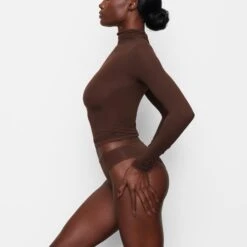 FITS EVERYBODY TURTLENECK TOP | COCOA -Underwear Specialty Shop SKIMS LOUNGEWEAR AP TTN 1230 IA COA SD