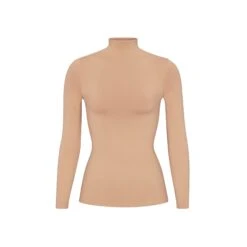 SOFT SMOOTHING TURTLENECK TOP | OCHRE