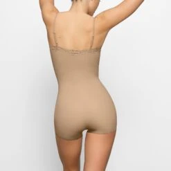 FITS EVERYBODY CORDED LACE ONESIE | CLAY -Underwear Specialty Shop SKIMS LOUNGEWEAR OS MDT 4131 FD CLY 0015 BK 8d79737a 8a0e 4153 94e6 1e05956f0934