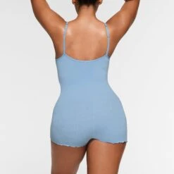 LOGO POINTELLE ONESIE | IRIS BLUE -Underwear Specialty Shop SKIMS LOUNGEWEAR OS SRT 3038 NA IRB 021 BK