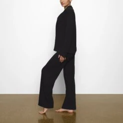 COTTON SLEEP BUTTON UP SET | SOOT -Underwear Specialty Shop SKIMS LOUNGEWEAR ST PNS 3232 BD SOT 0007 SD