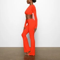 SOFT LOUNGE OPEN BACK SUPER CROP TOP | FIRE -Underwear Specialty Shop SKIMS LOUNGEWEAR TP SHR 2680 CB FRE 0007 SD x3 8854f2e4 d7a5 490e 9825 1b91fbd22634