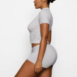 COTTON SLEEP MOCK NECK T-SHIRT | LIGHT HEATHER GREY 9 COTTON SLEEP MOCK NECK T-SHIRT | LIGHT HEATHER GREY -Underwear Specialty Shop SKIMS LOUNGEWEAR TP TSH 2817 BA LHG 0010 SD