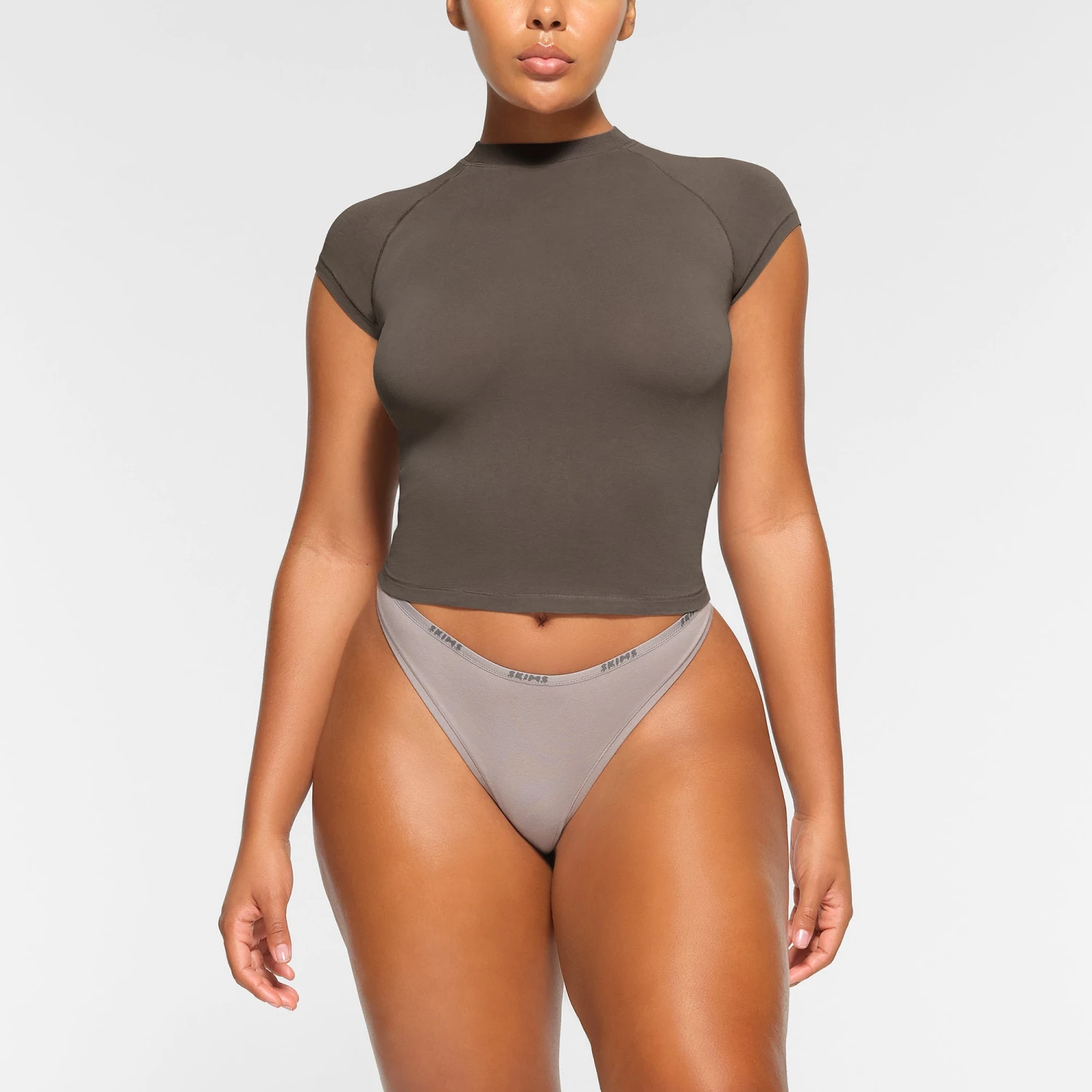 NEW VINTAGE SPORT RAGLAN T-SHIRT | GREY CHALK 4 NEW VINTAGE SPORT RAGLAN T-SHIRT | GREY CHALK - Image 2