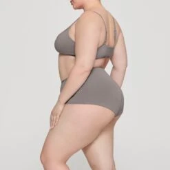 COTTON LOGO HOT PANT | SMOKE -Underwear Specialty Shop SKIMS PANTY BO SHO 2643 HC SMK 0013 SD 0a687571 7b9c 458d 9c64 a379b2d2f0d1