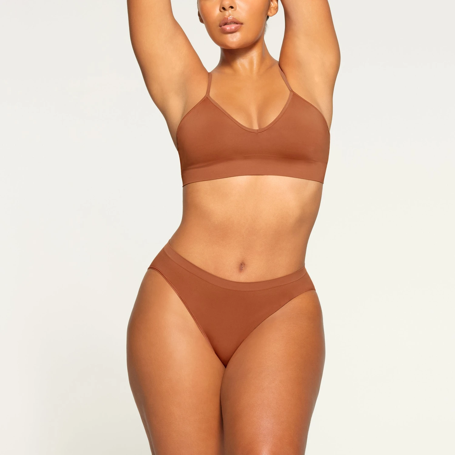 SOFT SMOOTHING BRIEF | BRONZE 4 SOFT SMOOTHING BRIEF | BRONZE - Image 2