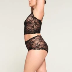 STRETCH LACE BOY SHORT | ONYX -Underwear Specialty Shop SKIMS PANTY PN BOY 3583 MD ONX 1624 SD