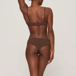 FITS EVERYBODY HIPSTER | JASPER -Underwear Specialty Shop SKIMS PANTY PN BYS 1099 GB OXD 0015 BK