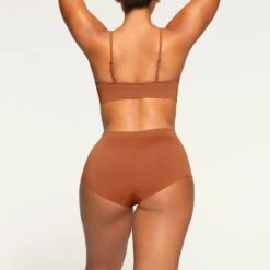 SOFT SMOOTHING BOY SHORT | BRONZE 10 SOFT SMOOTHING BOY SHORT | BRONZE -Underwear Specialty Shop SKIMS PANTY PN BYS 1527 MA BRZ 0016