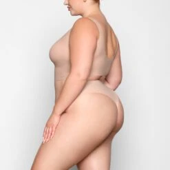 NAKED CHEEKY HIPSTER | MICA -Underwear Specialty Shop SKIMS PANTY PN HPR 1256 VD MCA 0008 SD