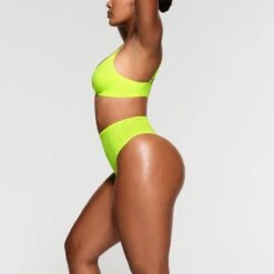 FITS EVERYBODY HIGH-WAISTED THONG | GREEN HIGHLIGHTER -Underwear Specialty Shop SKIMS PANTY PN HWT 0416 NA GRH 010
