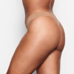 NAKED DIPPED THONG | SIENNA -Underwear Specialty Shop SKIMS PANTY PN THG 0852 KC SIE SD