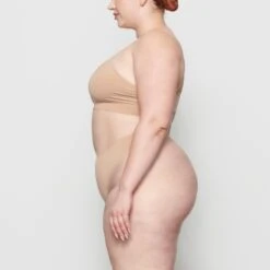 SOFT SMOOTHING THONG | CLAY -Underwear Specialty Shop SKIMS PANTY PN THG 1323 NC CLY SD