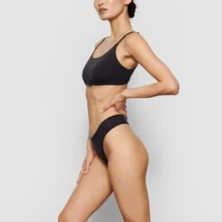 FITS EVERYBODY THONG 3-PACK | ONYX -Underwear Specialty Shop SKIMS PANTY PN THG 2028 BV ONX SD