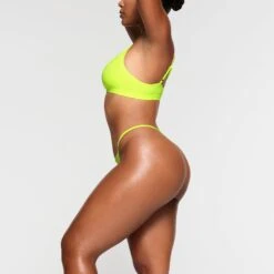 FITS EVERYBODY T-STRING THONG | GREEN HIGHLIGHTER -Underwear Specialty Shop SKIMS PANTY PN THG 2070 NA GRH 012