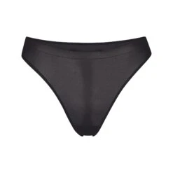 WEIGHTLESS THONG | ONYX