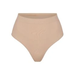 SEAMLESS SCULPT MID WAIST THONG | MICA