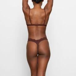 FITS EVERYBODY CORDED LACE DIPPED THONG | COCOA -Underwear Specialty Shop SKIMS PANTY PN THG 4135 FB COA 0012 BK