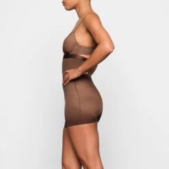 BARELY THERE HIGH-WAISTED SHORTIE | JASPER -Underwear Specialty Shop SKIMS SHAPEWEAR AP SHO 1760 ZC SIE 0010