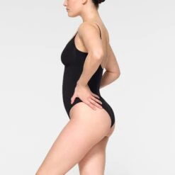 SEAMLESS SCULPT BRIEF BODYSUIT | ONYX -Underwear Specialty Shop SKIMS SHAPEWEAR BD BRF 3370 IE ONX 0009 SD