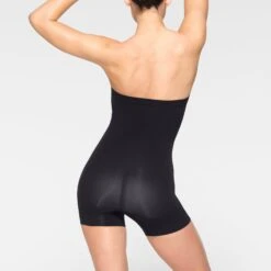 SEAMLESS SCULPT STRAPLESS SHORTIE BODYSUIT | ONYX -Underwear Specialty Shop SKIMS SHAPEWEAR BD MDT 2914 JC ONX 0038 BK