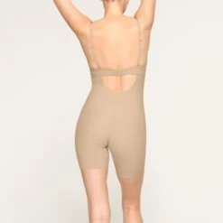 DEEP PLUNGE SHAPEWEAR MID THIGH BODYSUIT | CLAY -Underwear Specialty Shop SKIMS SHAPEWEAR BD MDT 2960 LC CLY 0017