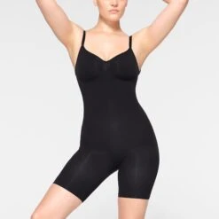 SEAMLESS SCULPT LOW BACK MID THIGH BODYSUIT | ONYX -Underwear Specialty Shop SKIMS SHAPEWEAR BD MDT 3371 IE ONX 0003 FR