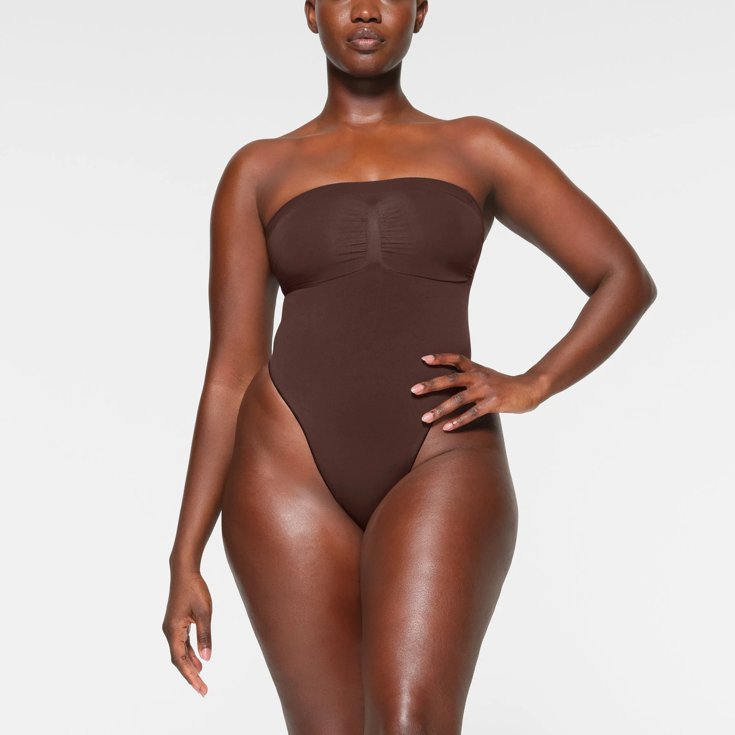 SEAMLESS SCULPT STRAPLESS THONG BODYSUIT | ESPRESSO 4 SEAMLESS SCULPT STRAPLESS THONG BODYSUIT | ESPRESSO - Image 2