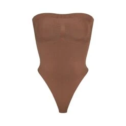 SEAMLESS SCULPT STRAPLESS THONG BODYSUIT | JASPER