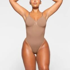SEAMLESS SCULPT LOW BACK THONG BODYSUIT | SIENNA -Underwear Specialty Shop SKIMS SHAPEWEAR BD THG 3371 KA BRZ 0003 FR