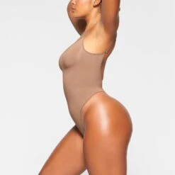 SEAMLESS SCULPT LOW BACK THONG BODYSUIT | SIENNA -Underwear Specialty Shop SKIMS SHAPEWEAR BD THG 3371 KA BRZ 0013 SD