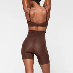 SEAMLESS SCULPT MID THIGH SHORT | COCOA -Underwear Specialty Shop SKIMS SHAPEWEAR BO SHO 3363 IB COA 0038 BK