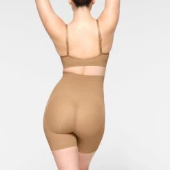 SEAMLESS SCULPT MID THIGH SHORT | OCHRE -Underwear Specialty Shop SKIMS SHAPEWEAR BO SHO 3363 IE OCH 0015 BK