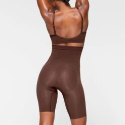 SEAMLESS SCULPT HIGH-WAISTED ABOVE THE KNEE SHORT | COCOA -Underwear Specialty Shop SKIMS SHAPEWEAR BO SHO 3364 IB COA 0043 BK