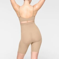 SEAMLESS SCULPT HIGH-WAISTED ABOVE THE KNEE SHORT | CLAY -Underwear Specialty Shop SKIMS SHAPEWEAR BO SHO 3364 IE CLY 0034 BK