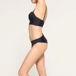 DEEP PLUNGE SHAPEWEAR BRA | ONYX -Underwear Specialty Shop SKIMS SHAPEWEAR BR BAN 2958 LC ONX 0012