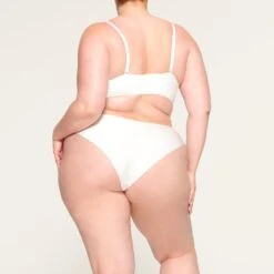 DEEP PLUNGE SHAPEWEAR BRA | MARBLE -Underwear Specialty Shop SKIMS SHAPEWEAR BR BAN 2958 LD MBL 0012