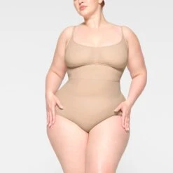 EVERYDAY SCULPT BRALETTE | MICA -Underwear Specialty Shop SKIMS SHAPEWEAR BR SCN 2341 JB MCA 0015 FR