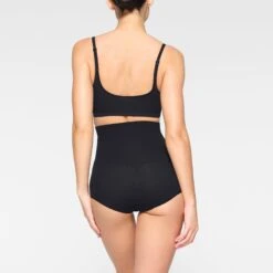 EVERYDAY SCULPT BRALETTE | ONYX -Underwear Specialty Shop SKIMS SHAPEWEAR BR SCN 2341 JC ONX 0016 BK