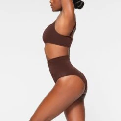 SEAMLESS SCULPT SCOOP NECK BRALETTE | COCOA -Underwear Specialty Shop SKIMS SHAPEWEAR BR SCP 3357 IB COA 0017 SD