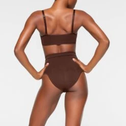 SEAMLESS SCULPT SCOOP NECK BRALETTE | COCOA -Underwear Specialty Shop SKIMS SHAPEWEAR BR SCP 3357 IB COA 0025 BK