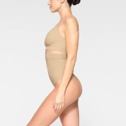 EVERYDAY SCULPT HIGH-WAISTED THONG | CLAY -Underwear Specialty Shop SKIMS SHAPEWEAR PN THG 3150 JC CLY 0011 SD c04ba15b c290 4b55 a397 ae2f00fb2c80