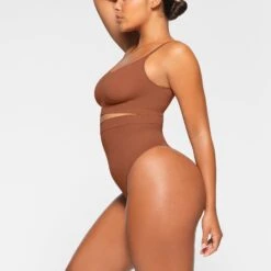 EVERYDAY SCULPT HIGH-WAISTED THONG | BRONZE 9 EVERYDAY SCULPT HIGH-WAISTED THONG | BRONZE -Underwear Specialty Shop SKIMS SHAPEWEAR PN THG 3150 KA BRZ 0009 SD 4cf26ff5 55fe 4ad3 8e07 8f5bc41c17be